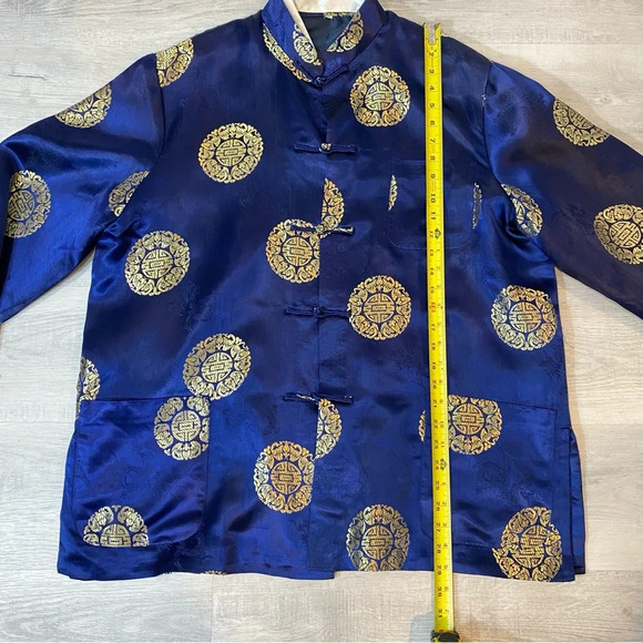 Vintage Asian Smoking Jacket Embroidered Dragon 🐉 - Picture 12 of 16